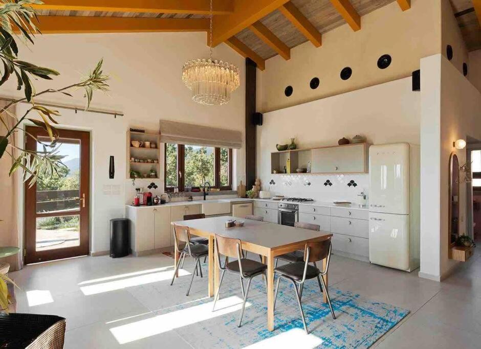 Villa Azamra Amirim Extérieur photo
